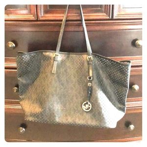 Michael Kors tote